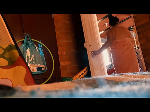 ❤️ My uncle follows me into the shower, he fucks me while I take a shower. Fucking at en-gb.xlxxporno.ru