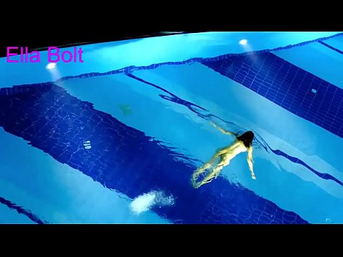 ❤️ I can't stop watching, young blonde caught swimming nude at ELLA BOLT resort pool Fucking at en-gb.xlxxporno.ru